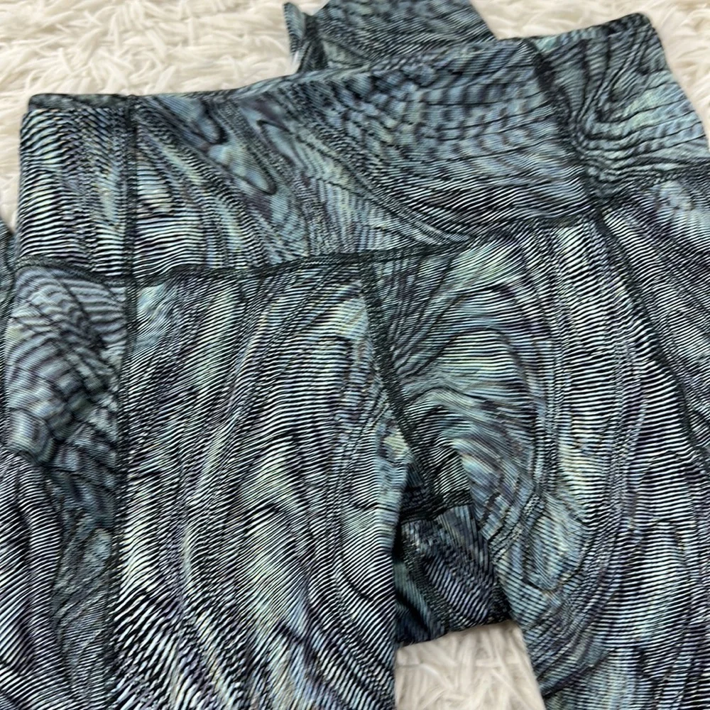 Lululemon Fast and Free Tight 25